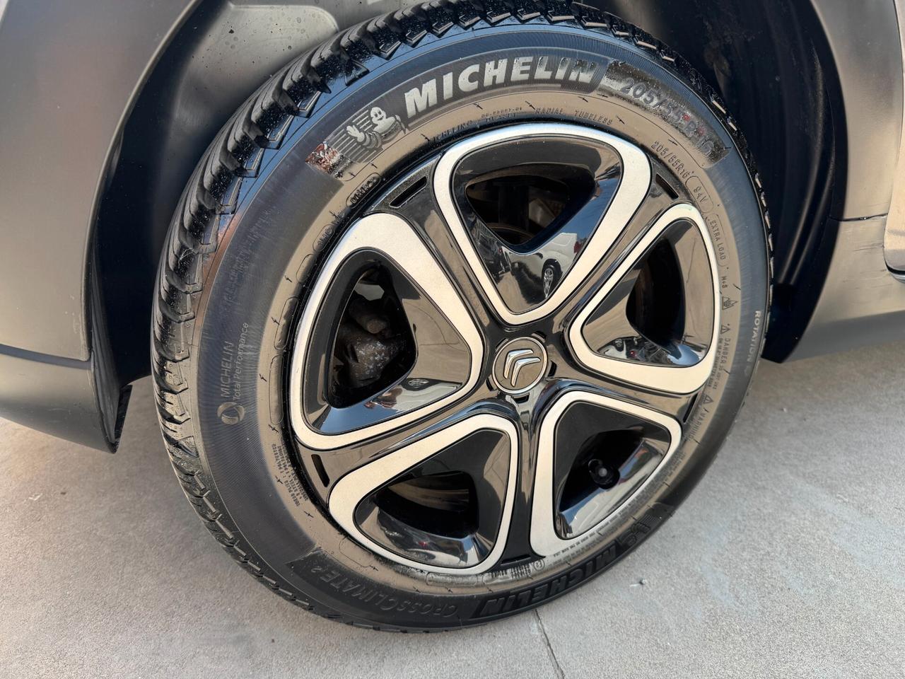 Citroen C3 1..5 100 cv Shine