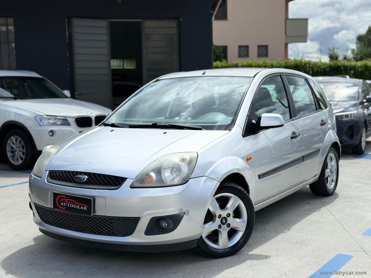 FORD Fiesta 1.2 16V 5p. Ghia