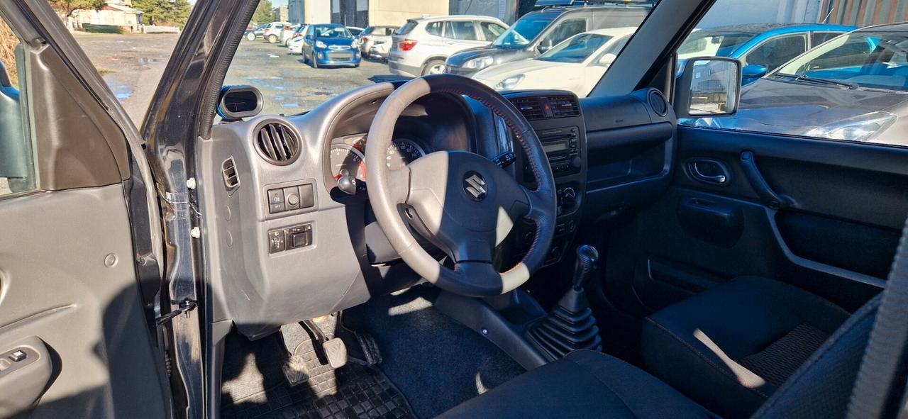 Suzuki Jimny 1.3i 16V cat 4WD JLX 55.315 KM