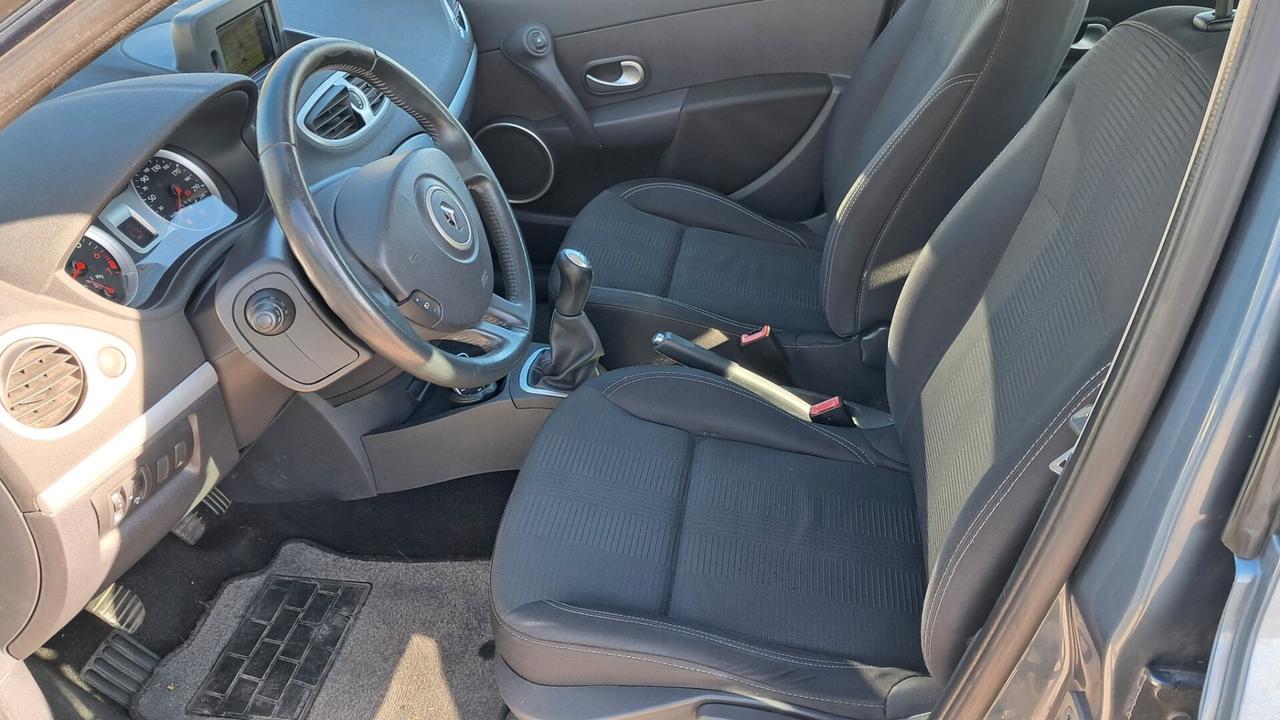 Renault Clio 1.2 16V 5 porte Dynamique