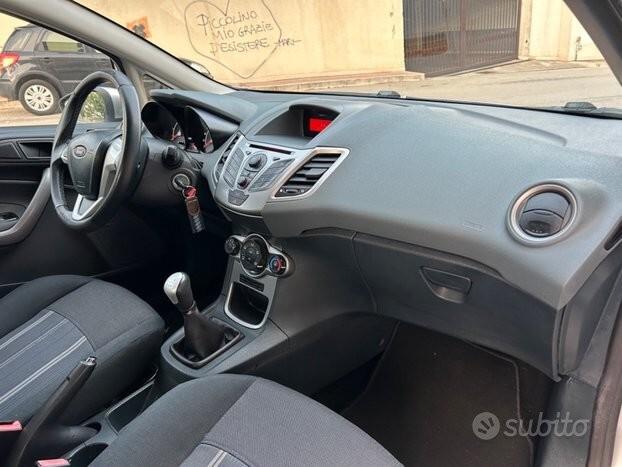 Ford Fiesta 1.4 TDCi ideale per neo patentati