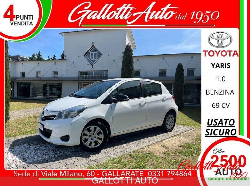 Toyota Yaris 1.0 Lounge