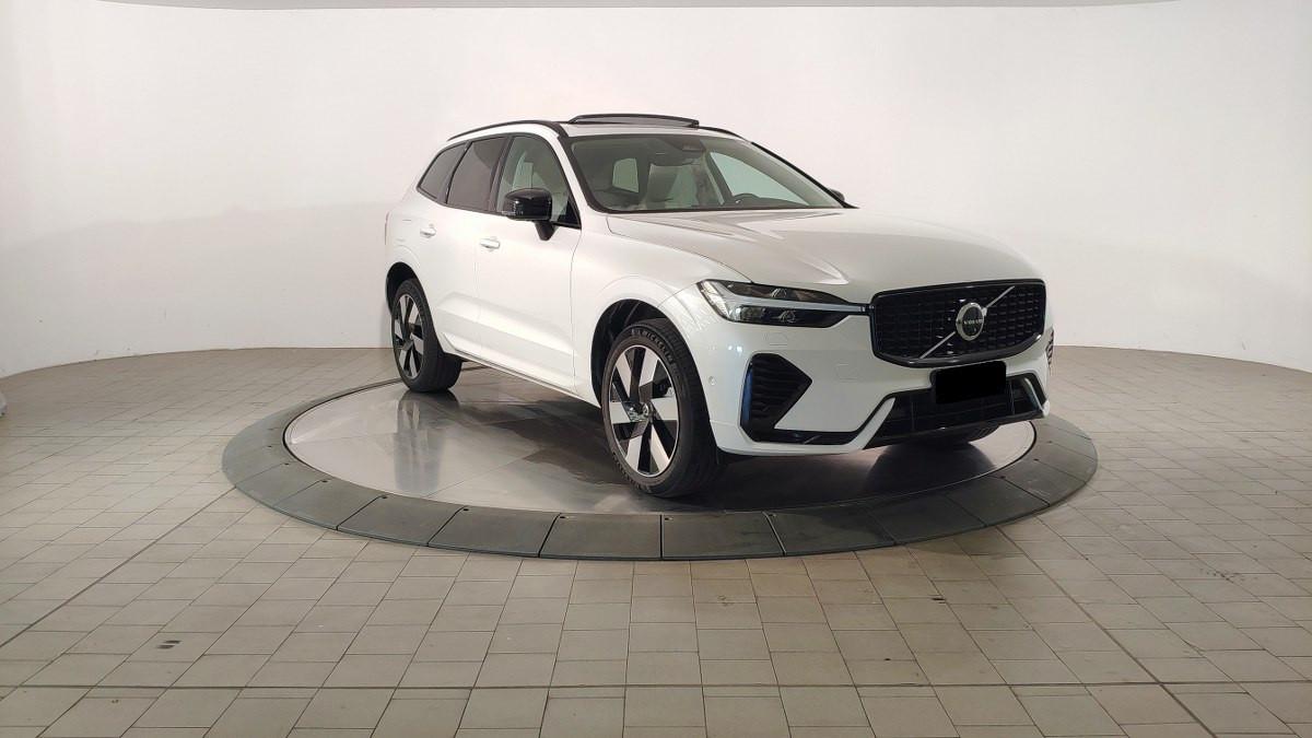 VOLVO Xc60 T6 Recharge Plug-In Hybrid Awd Aut. Ultimate Dark