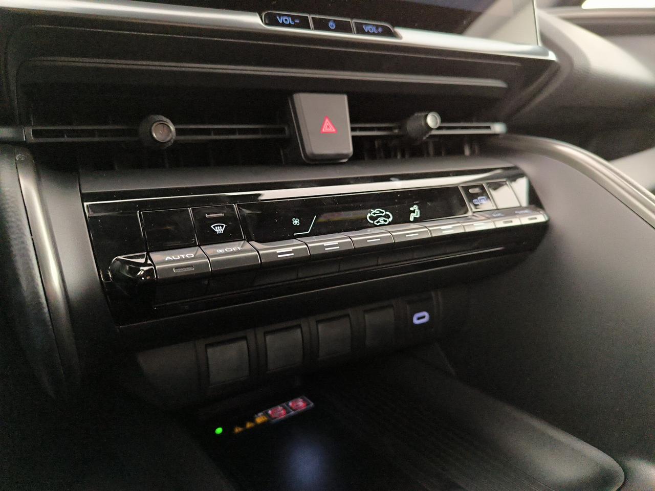 Toyota C-HR 1.8 hev trend fwd e-cvt