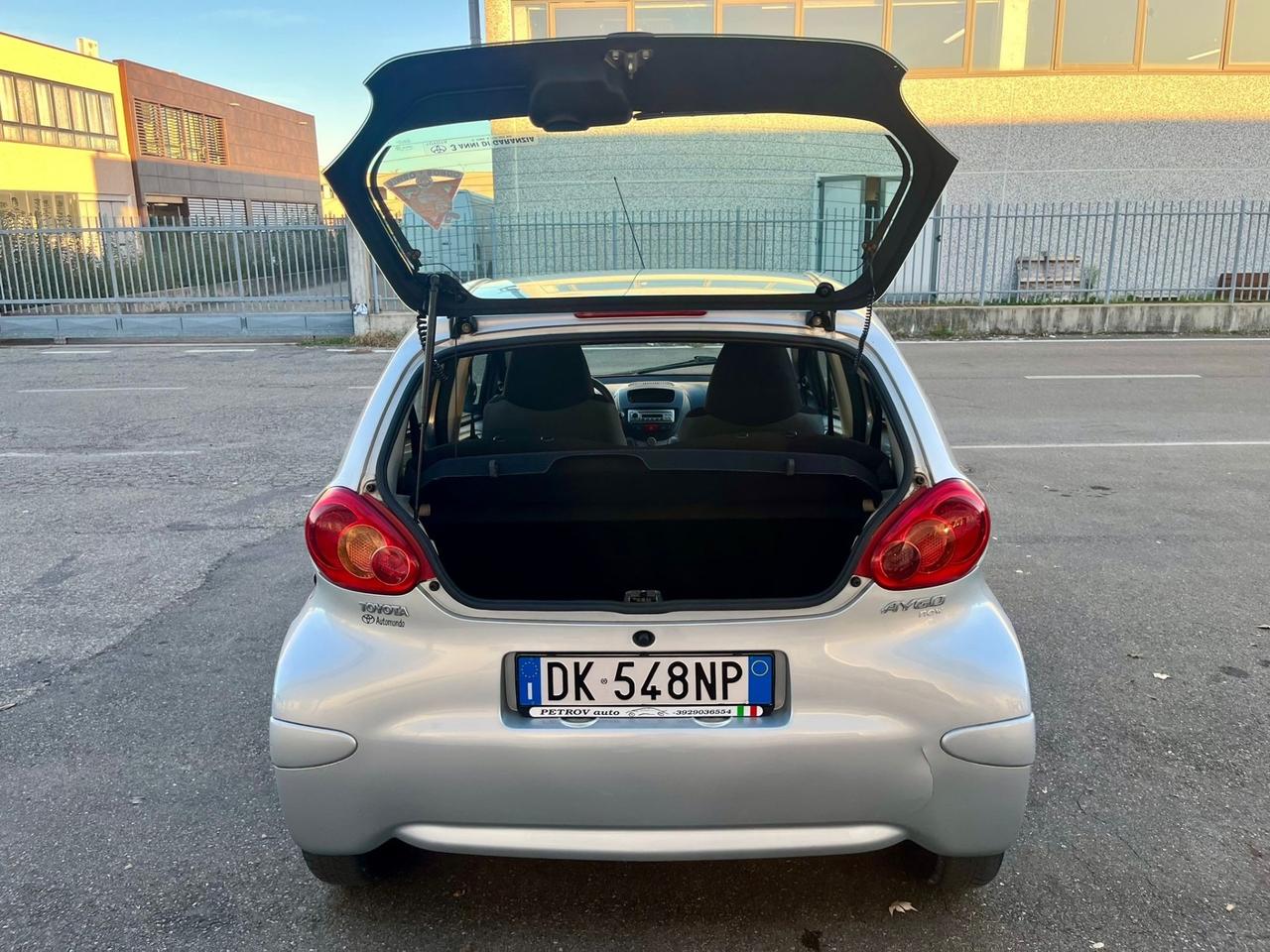 Toyota Aygo 1.0benz 2007 74.000km per neopatentati