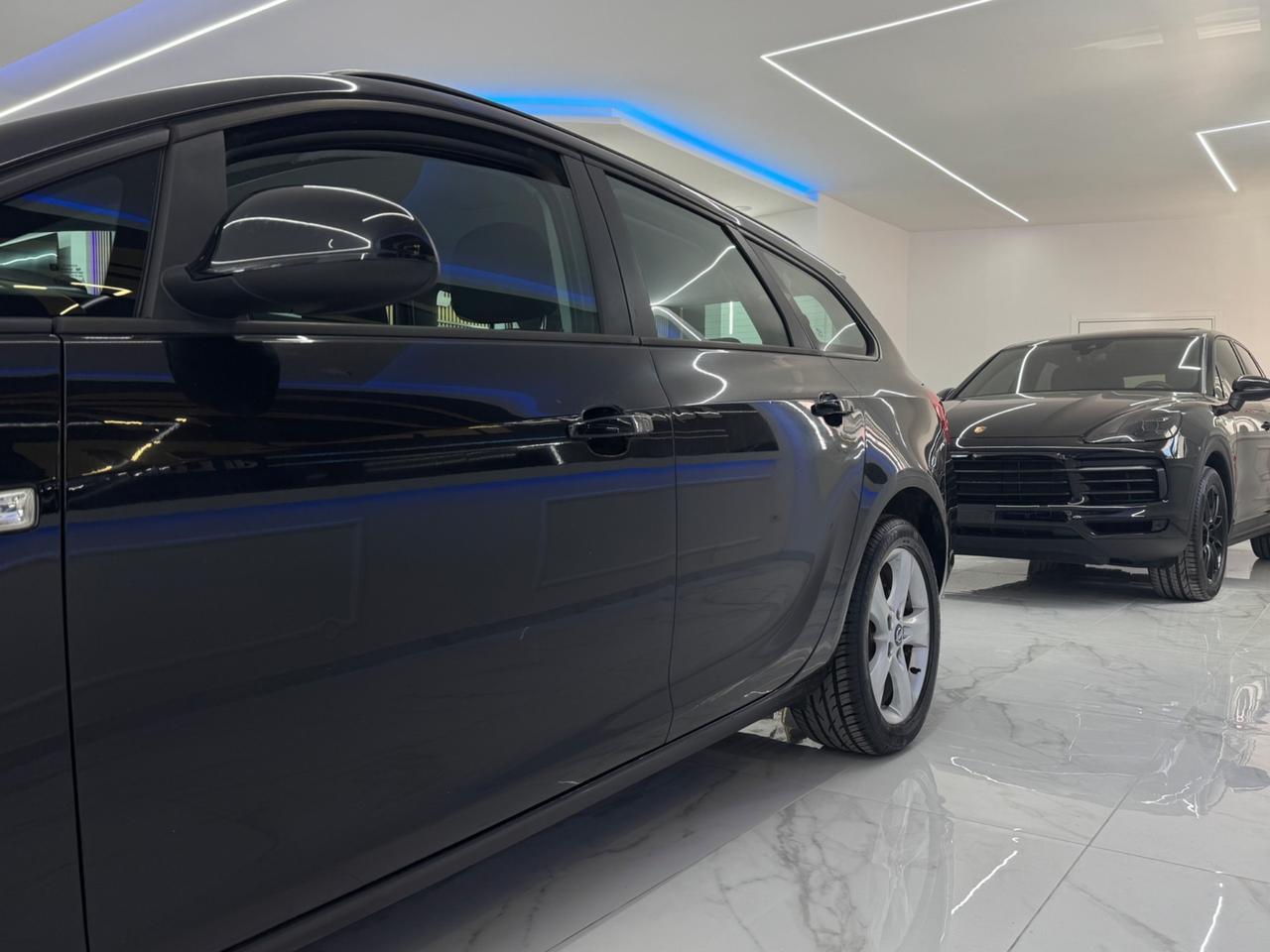 Opel Astra 1.7 CDTI 110CV Sports Tourer Cosmo