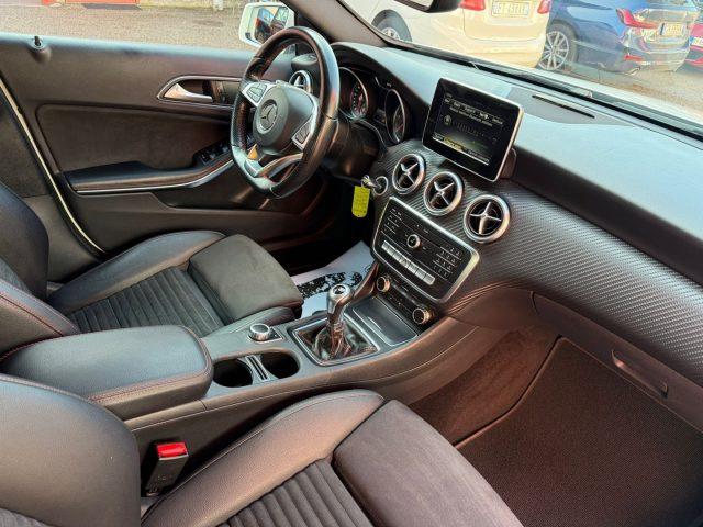 MERCEDES-BENZ A 180 d Premium AMG