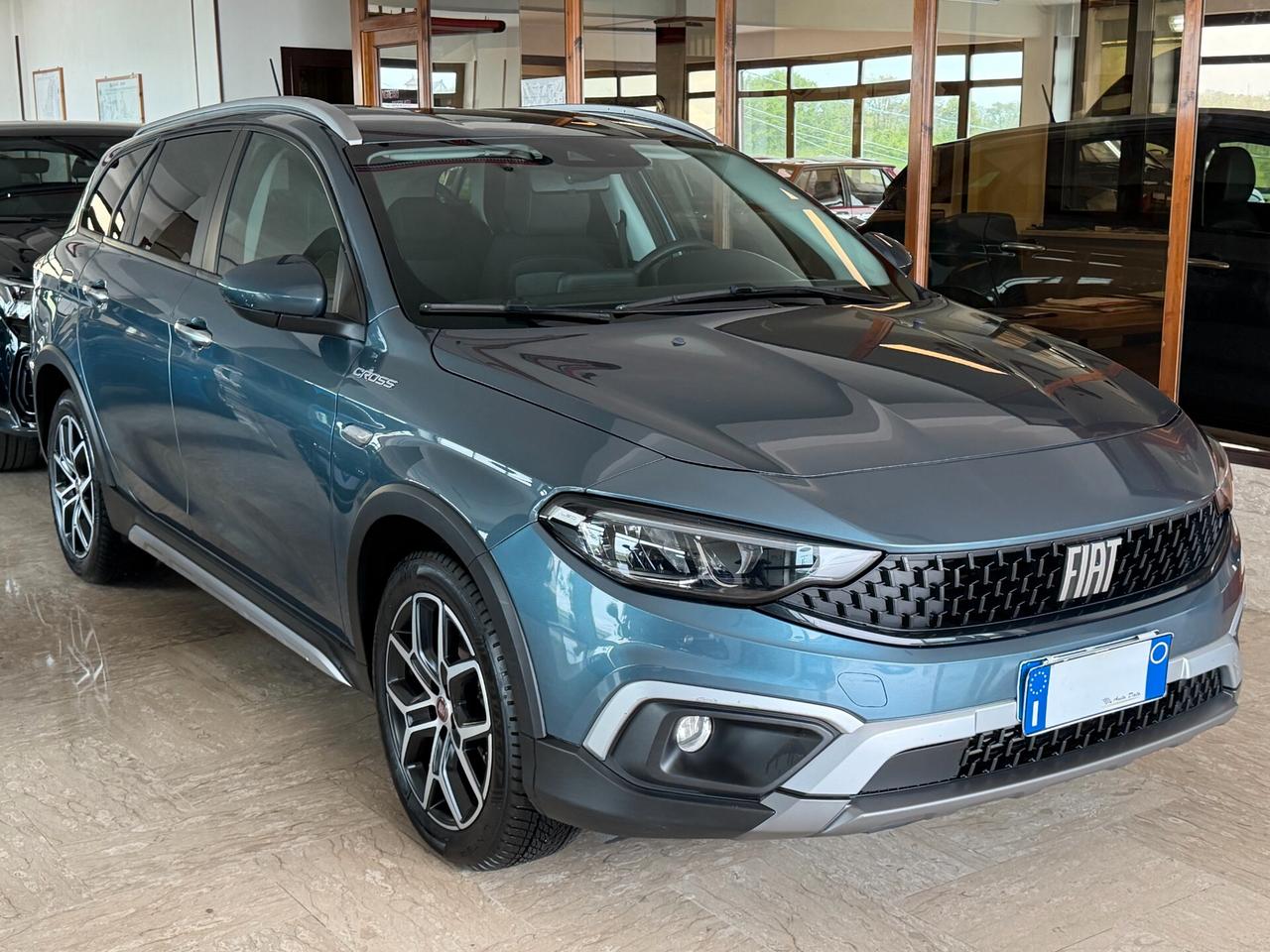 Fiat Tipo SW 1.6 M.JET 130 cv. CROSS