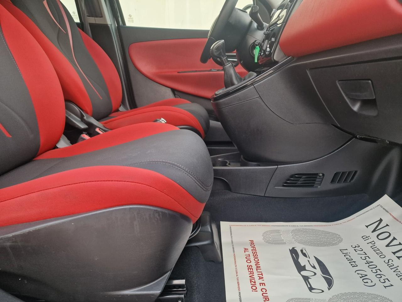 Lancia Ypsilon 1.3 MJT 95CV