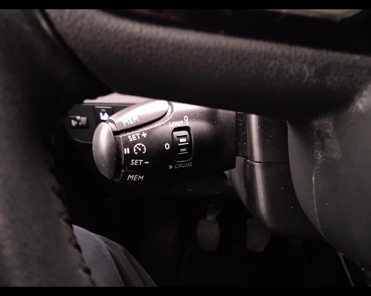 CITROEN C3 III 2017 - C3 1.2 puretech Shine 82cv