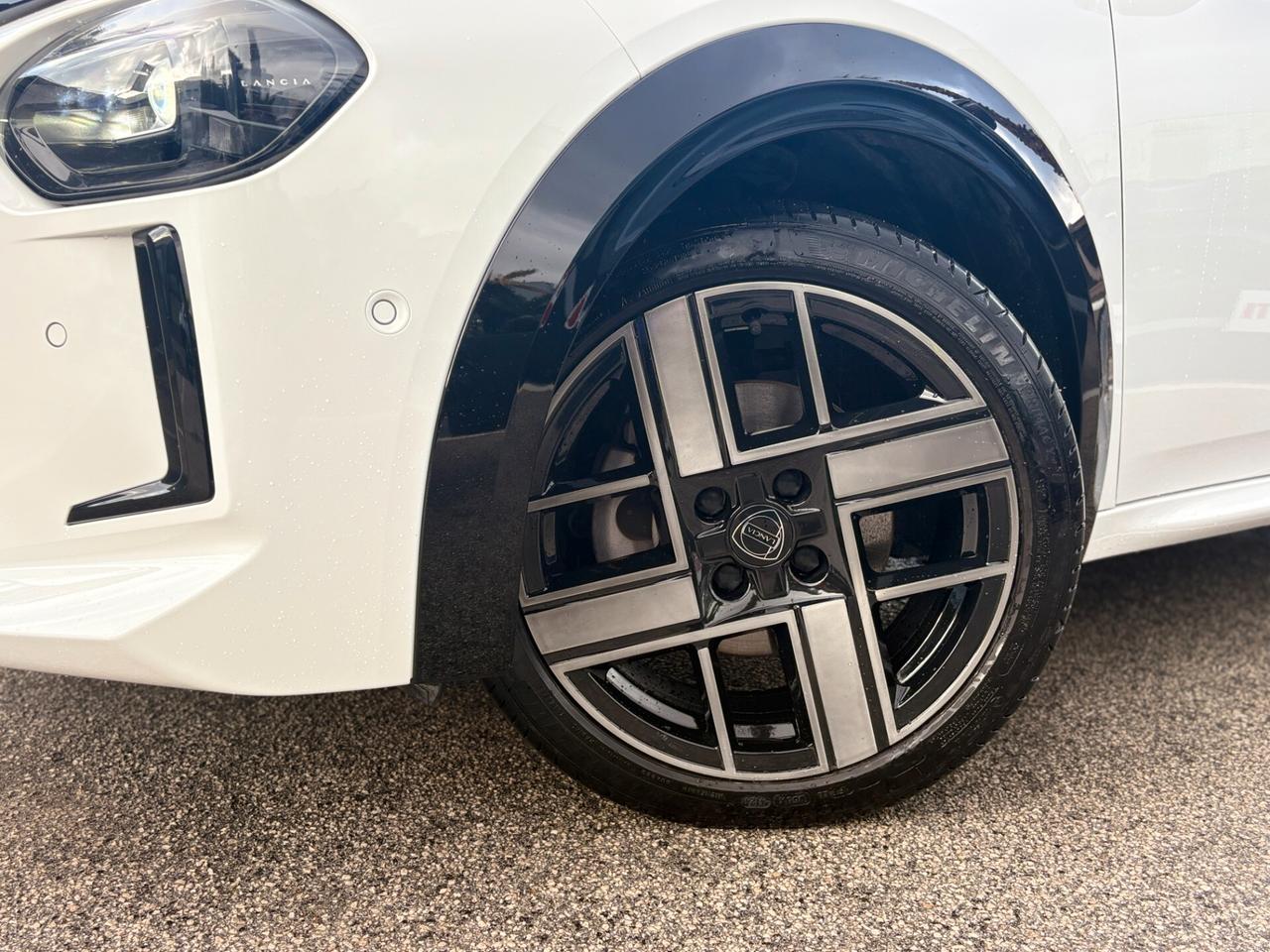 PROMO NEW Lancia Ypsilon 1.2 Hybrid e-DCT 100cv LX KM CERTIFICATI