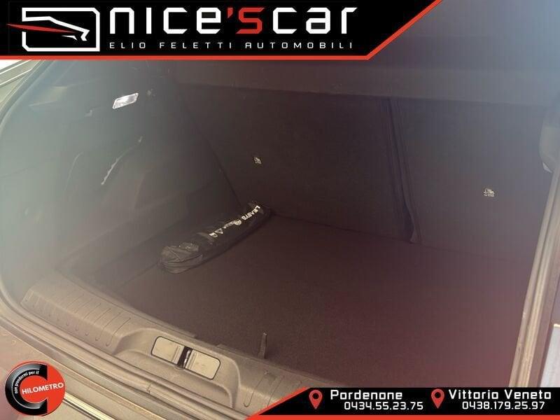 Alfa Romeo Junior 1.2 136 CV Hybrid eDCT6