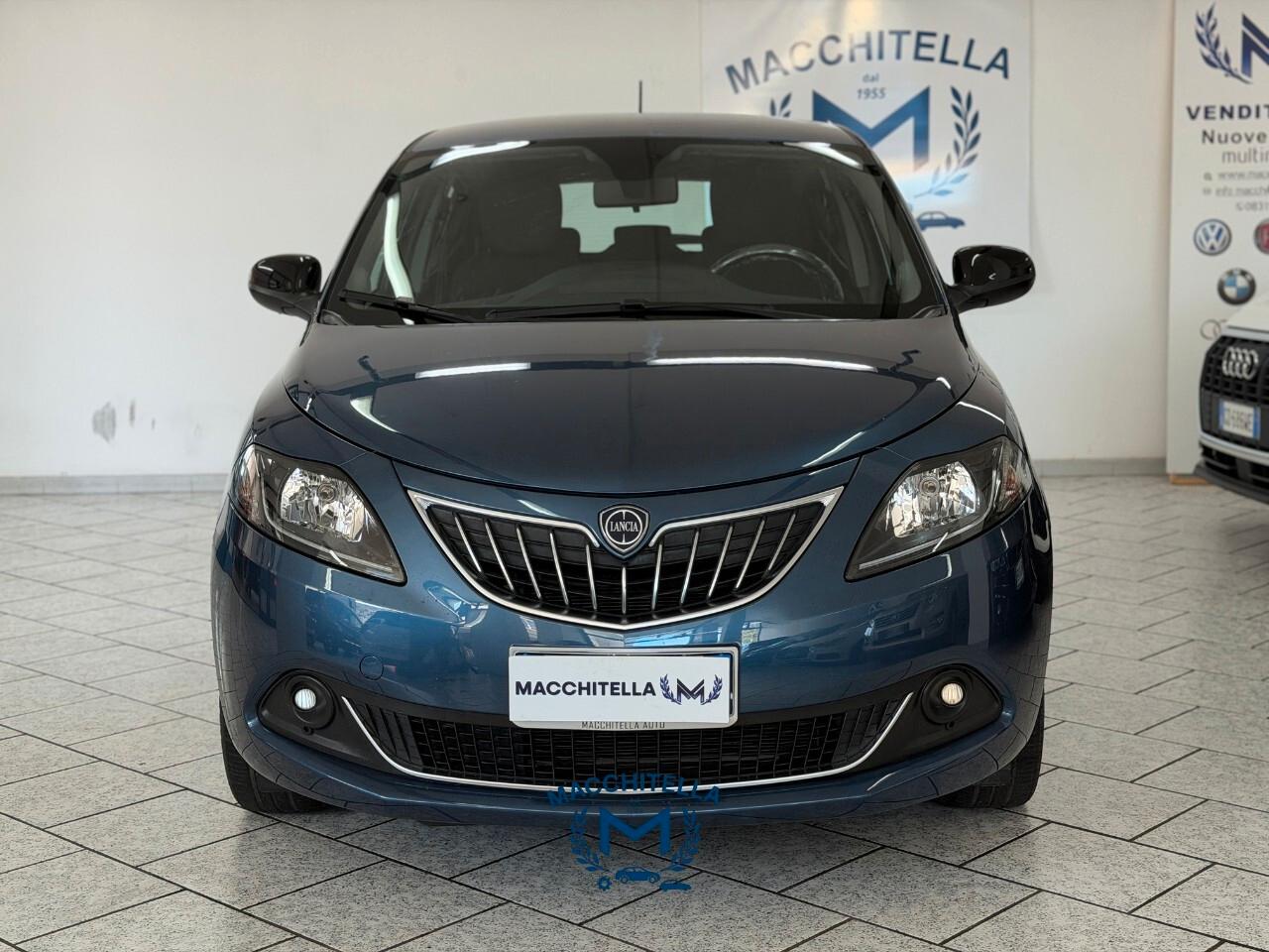 Lancia Ypsilon 1.0 FireFly 5 porte S&S Hybrid Ecochic Silver