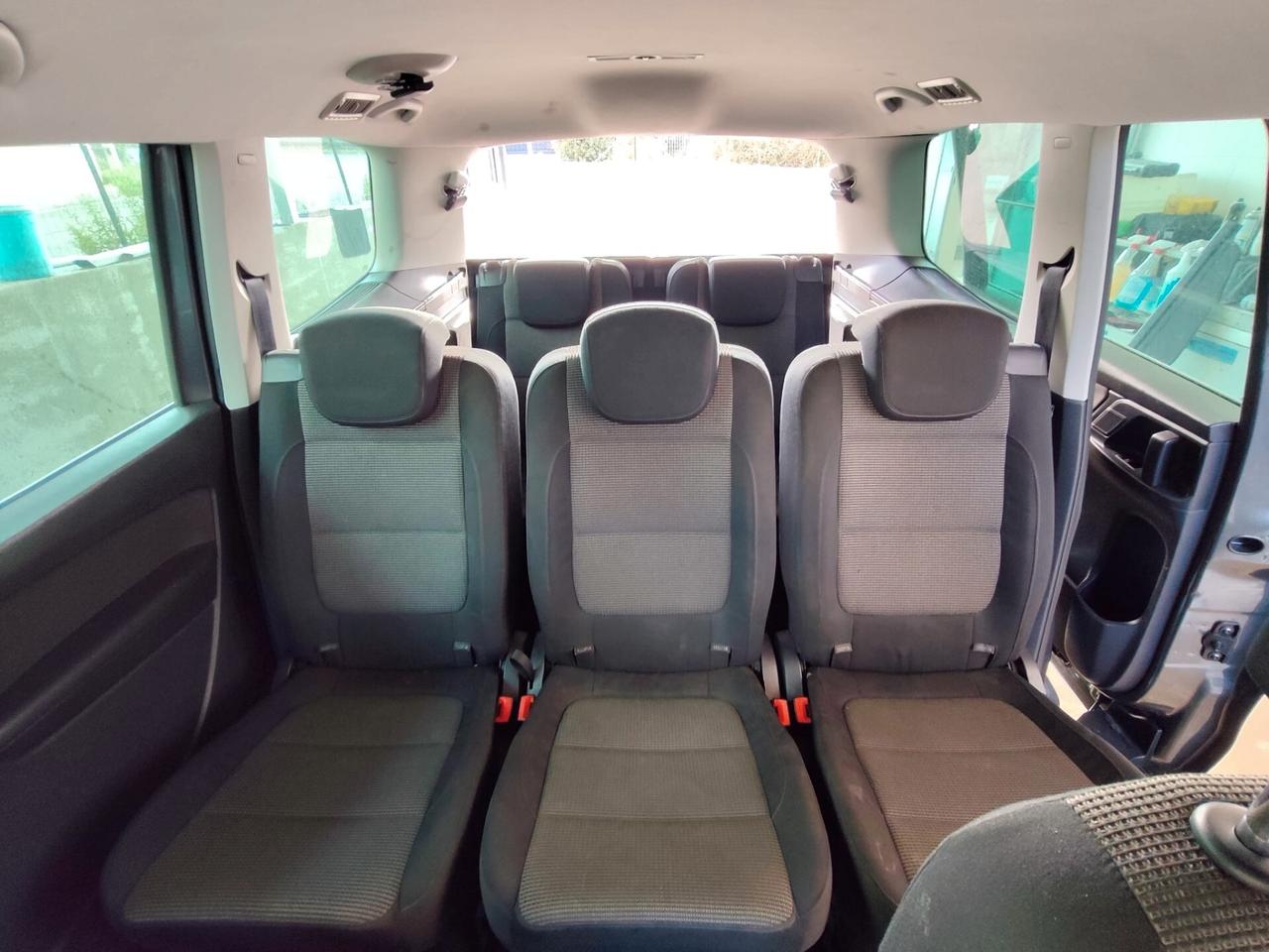 Volkswagen Sharan 2.0 TDI DSG 7 Posti