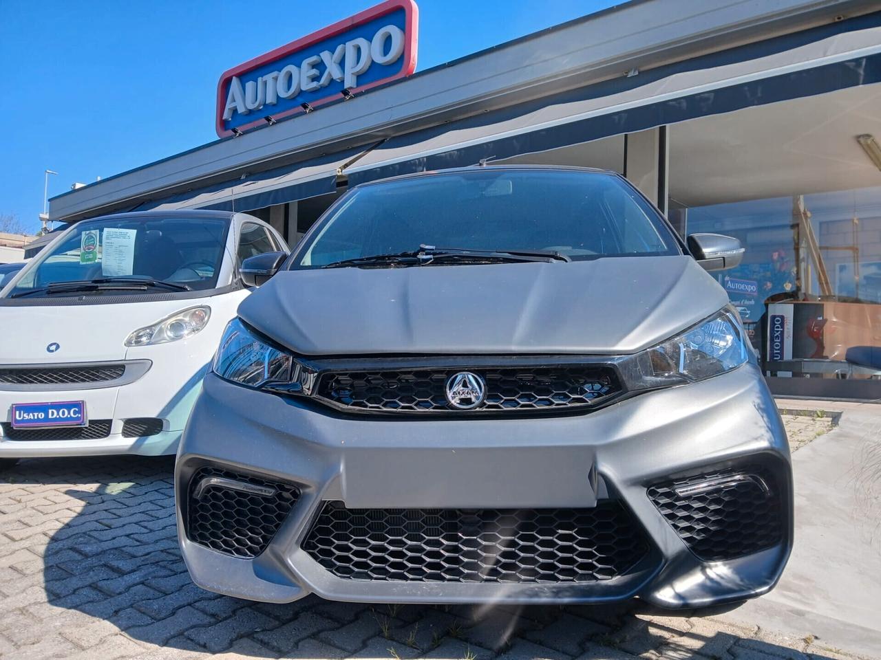 Aixam GTO UNICO PROPRIETARIO COME NUOVA CON ABS/SENSORI PARCHEGGIO/TELECAMERA POSTERIORE/VIVAVOCE/PELLE/TOUCHSCREEN ECC...