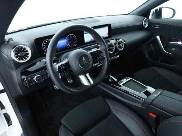 MERCEDES-BENZ CLA 200 d Automatic Shooting Brake AMG Line Premium