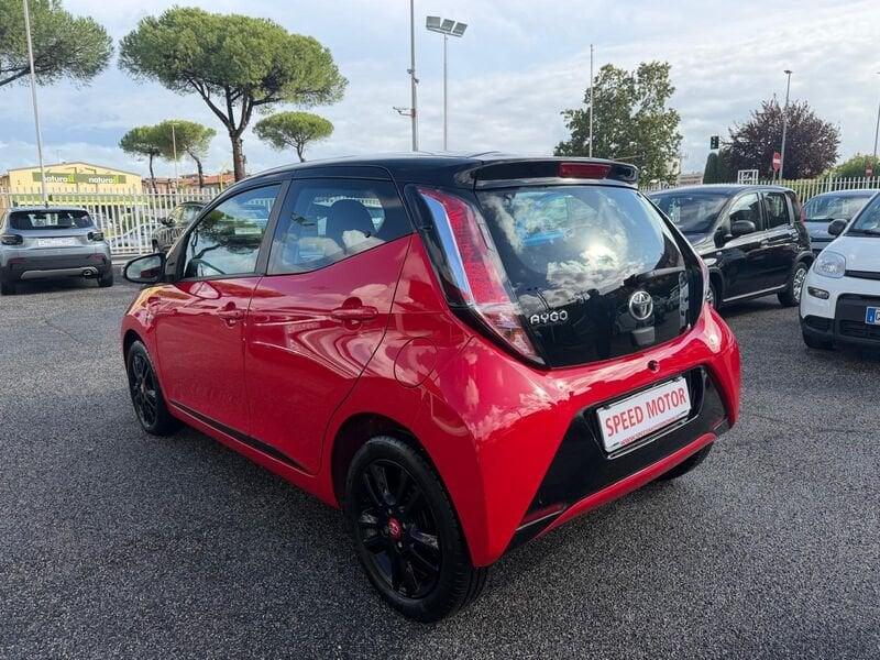 Toyota Aygo Aygo 5p 1.0 x-cool 70 CV, RETROCAMERA!