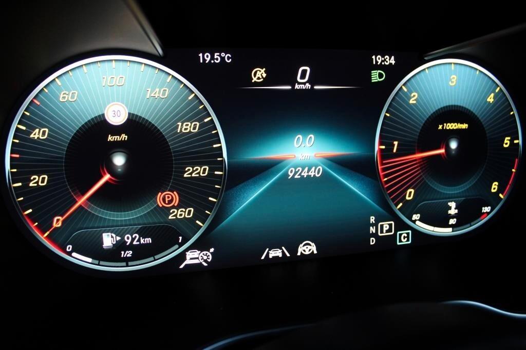 MERCEDES GLC 220 coupè AMG *Luci Ambiente Premium