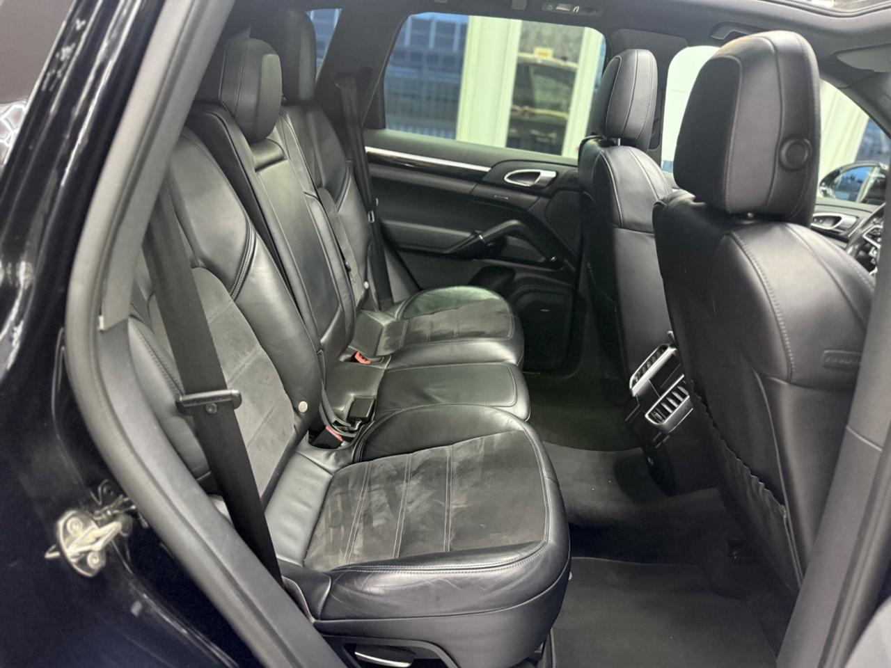 Porsche Cayenne 3.0 Diesel Platinum Edition