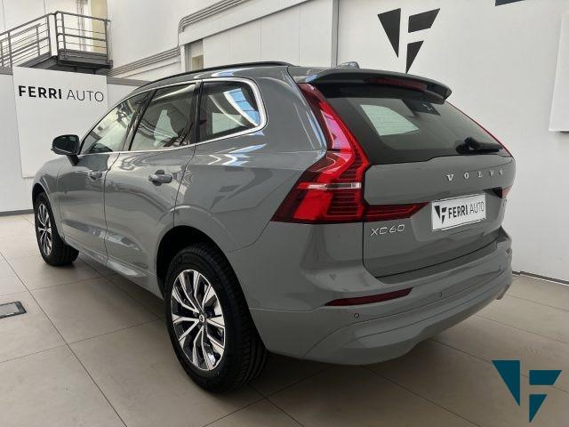 VOLVO XC60 B4 (d) AWD automatico Core