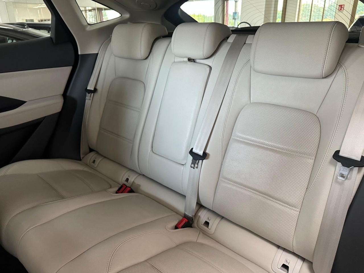 Jaguar E-Pace 2.0D 150 CV AWD aut. R-Dynamic S