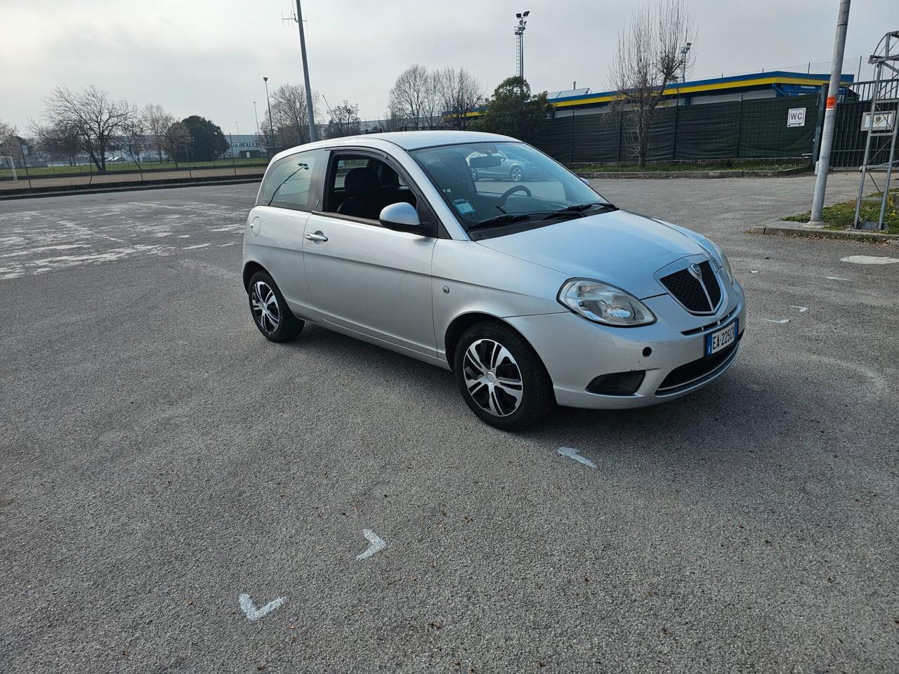 Lancia Ypsilon 1.2 69 CV Argento