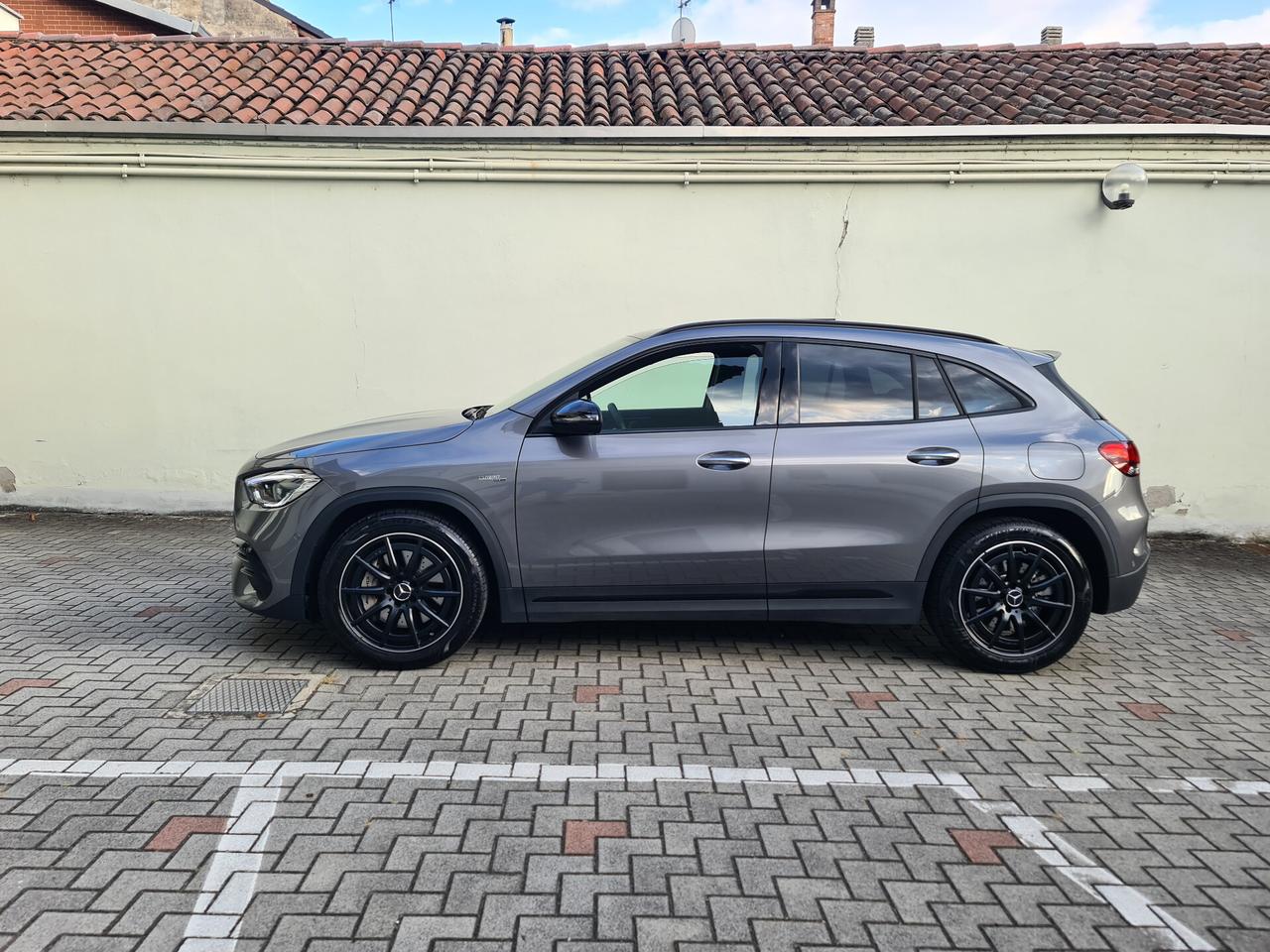 Mercedes GLA 35 AMG 4Matic - km. certif.