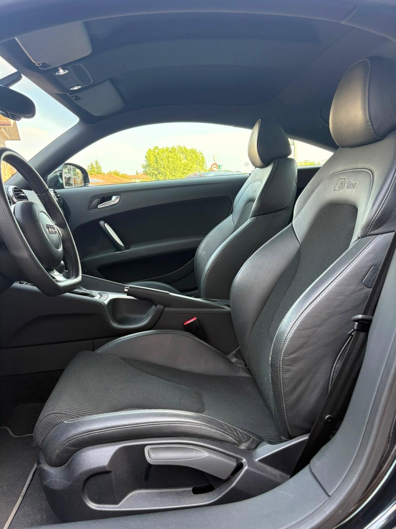 Audi TT Coupé 2.0 TFSI quattro S tronic line