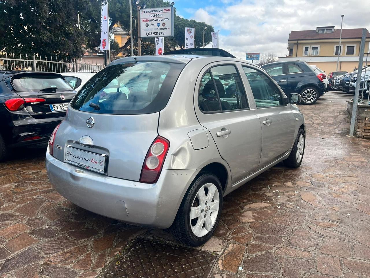 Nissan Micra 1.2 16V 5 porte Visia