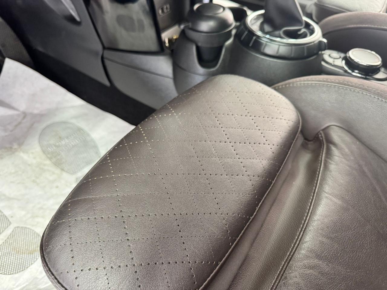 Mini 1.5 Cooper D 5 porte-LED -NAVI-GARANTITA-2014