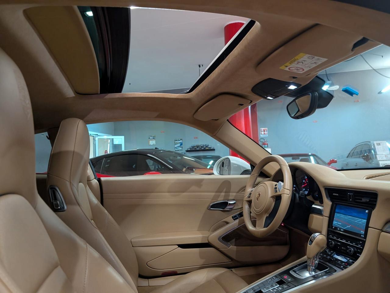 Porsche 911 3.4 Carrera 4 Coupé