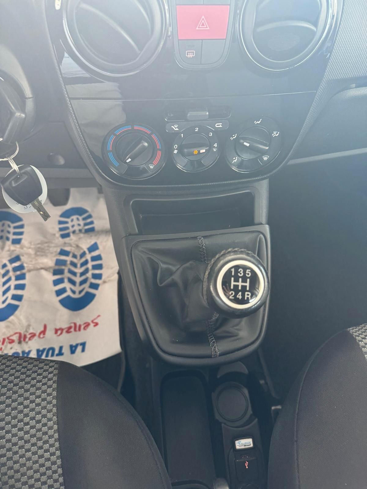 Fiat Qubo 1.3 MJT 95 CV Trekking