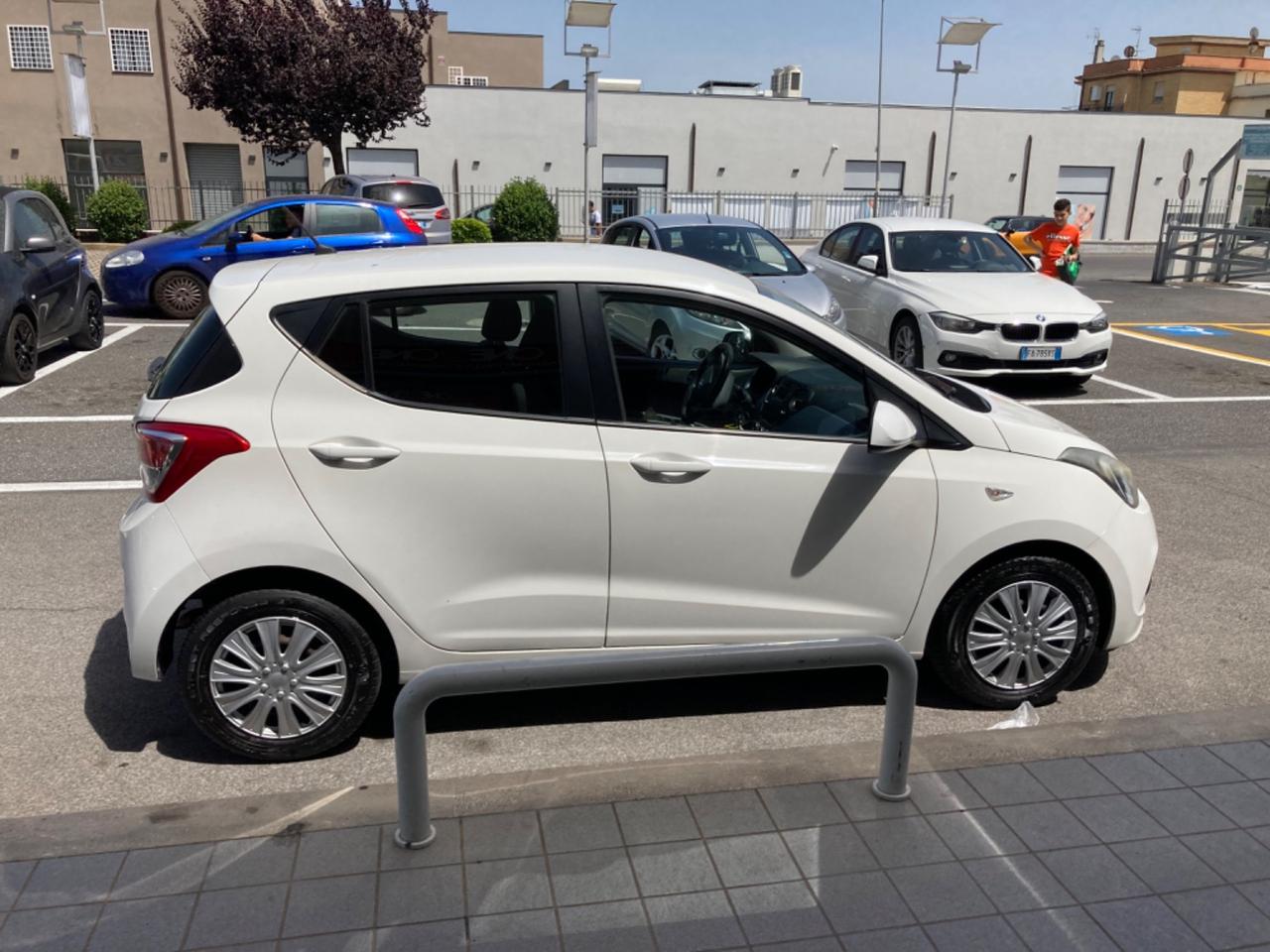 Hyundai i10 GPL - NEOPATENTATI