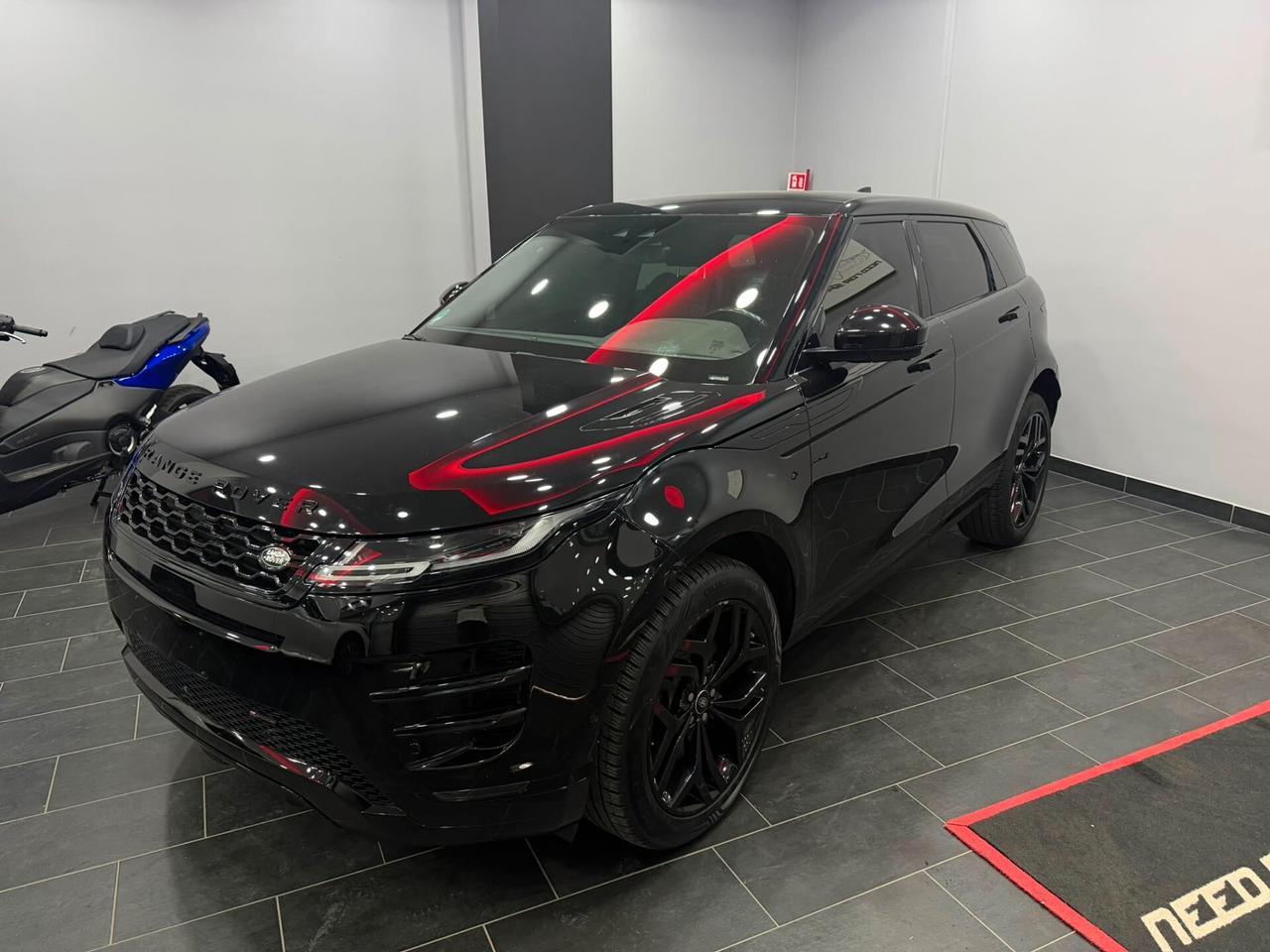 Land Rover Range Evoque 2.0D I4-L.Flw 150 CV R-Dynamic S