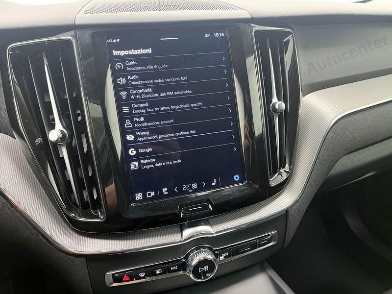 Volvo XC60 B4 (b) automatico Plus Dark