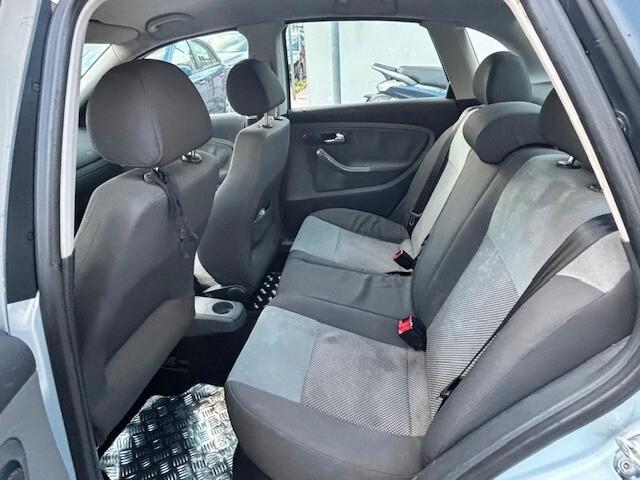 Seat Cordoba 1.4 TDI anche permuta o scambi0