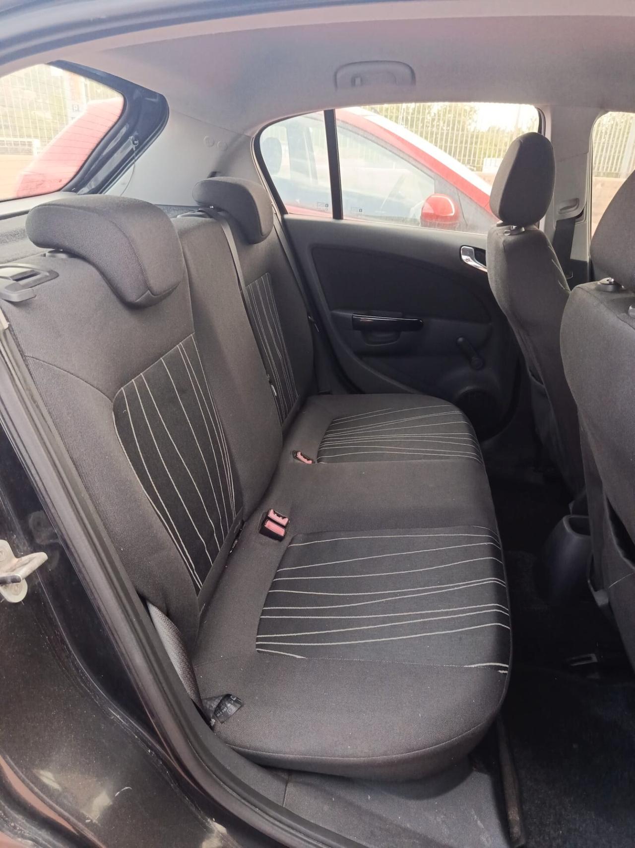 Opel Corsa 1.2 80CV 5 porte GPL-TECH Club
