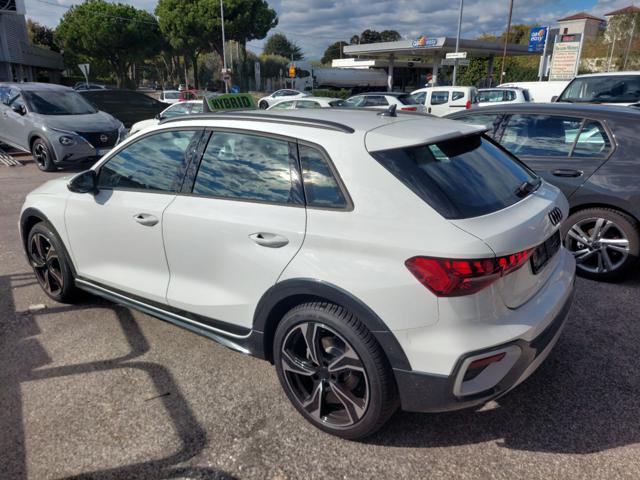 AUDI A3 allstreet TFSI 110 kW S tronic Identity Contrast