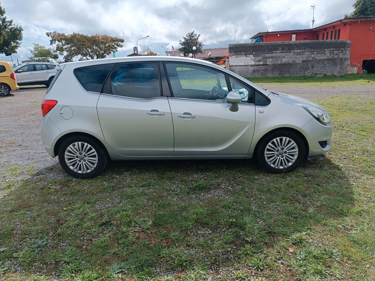 Opel Meriva 1.3 CDTI 95CV neopatentati