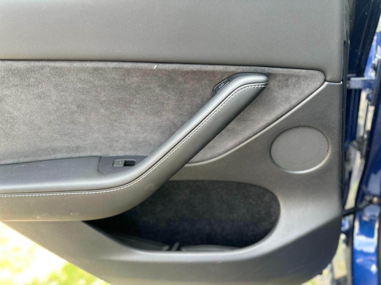 TESLA Model Y 2021 - Model Y Single Motor rwd