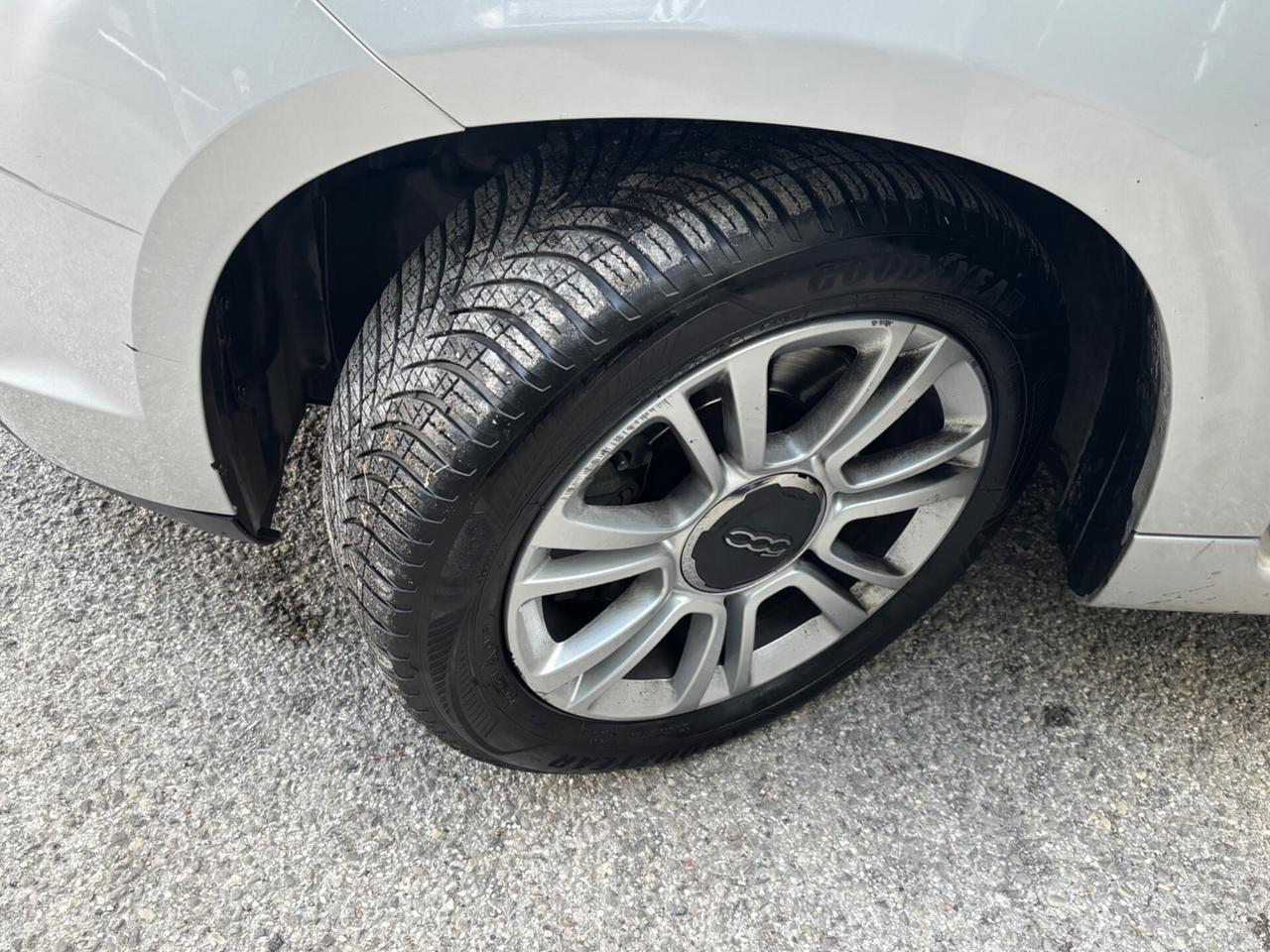 Fiat 500L 1.6 Multijet 7 POSTI Lounge