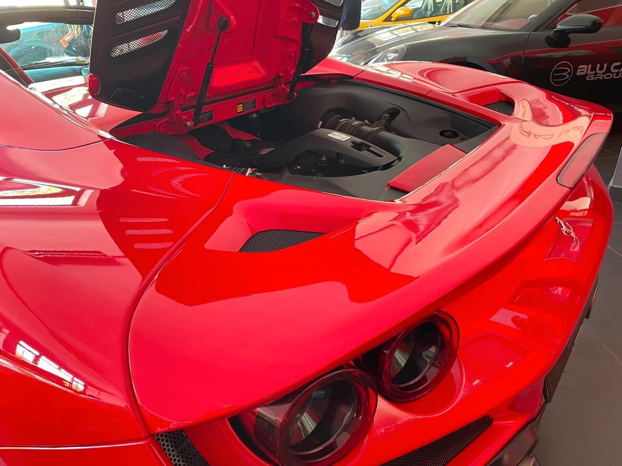 FERRARI F8 SPIDER 720cv IPERFULL