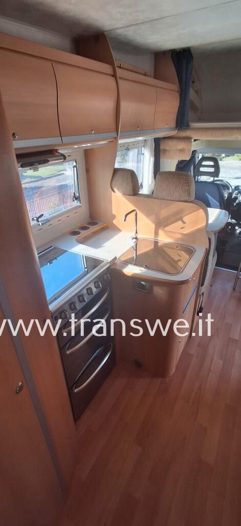 Elnagh Super D112G mansardato con ampio garage in coda