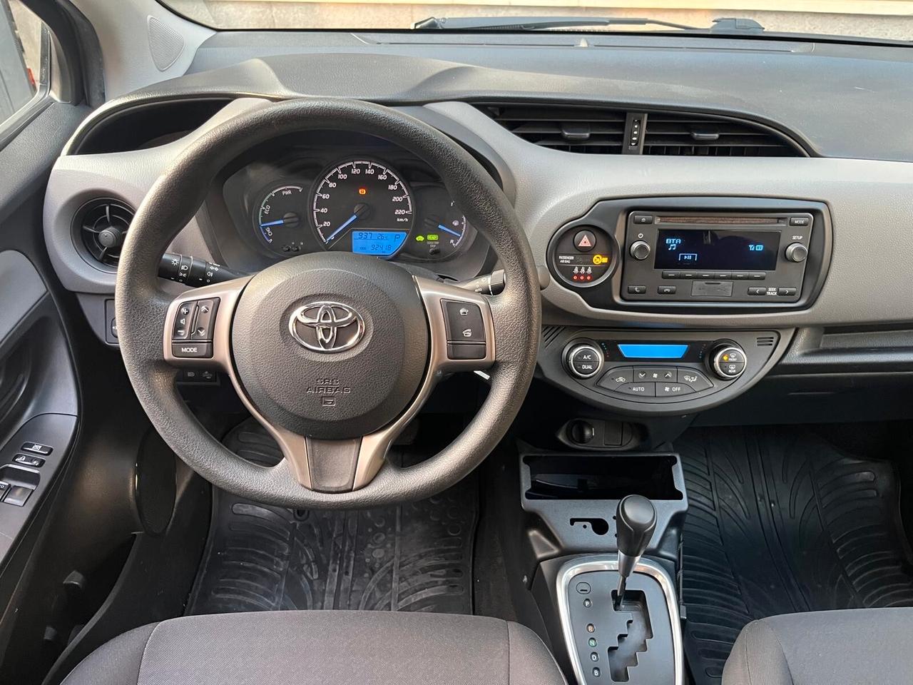 Toyota Yaris 1.5 hybrid/benzina 73cv Cool automatica