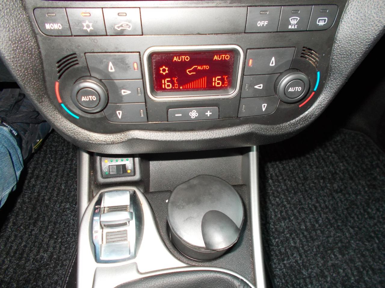 Alfa Romeo MiTo 1.4 T 120 CV GPL Distinctive Sport Pack