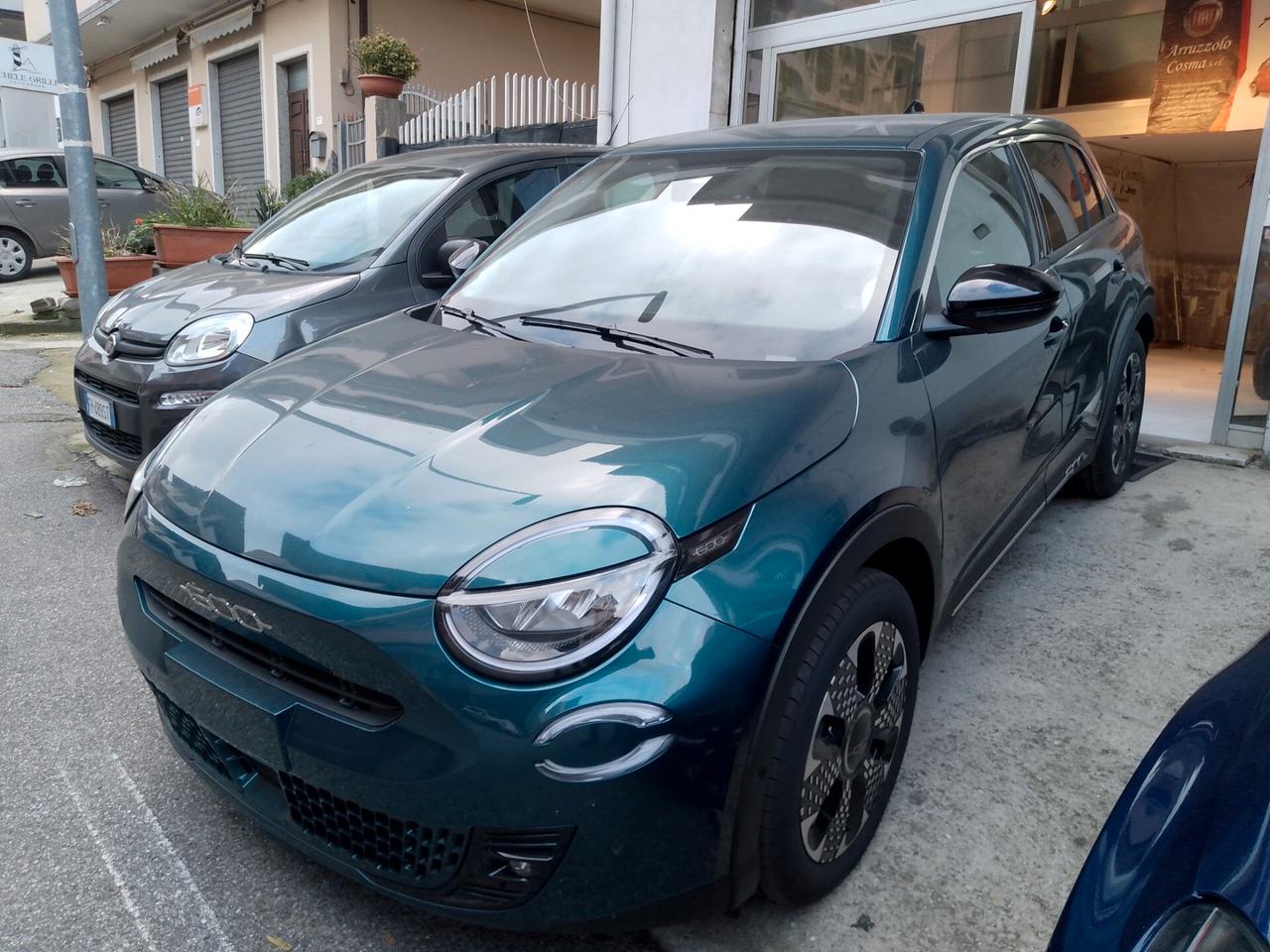 Fiat 600 Hybrid DCT MHEV La Prima