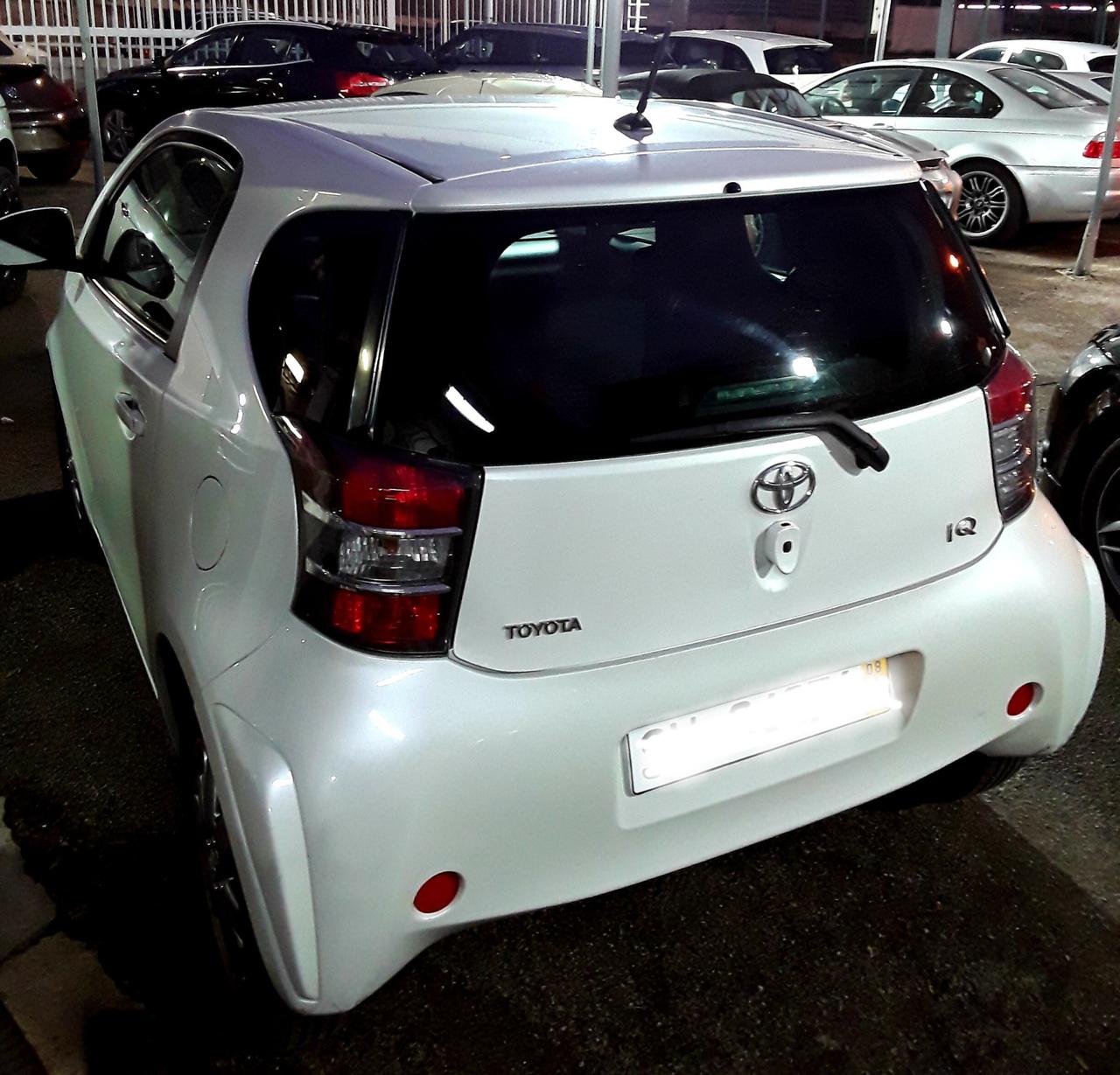 TOYOTA IQ 1.0 Luxury
