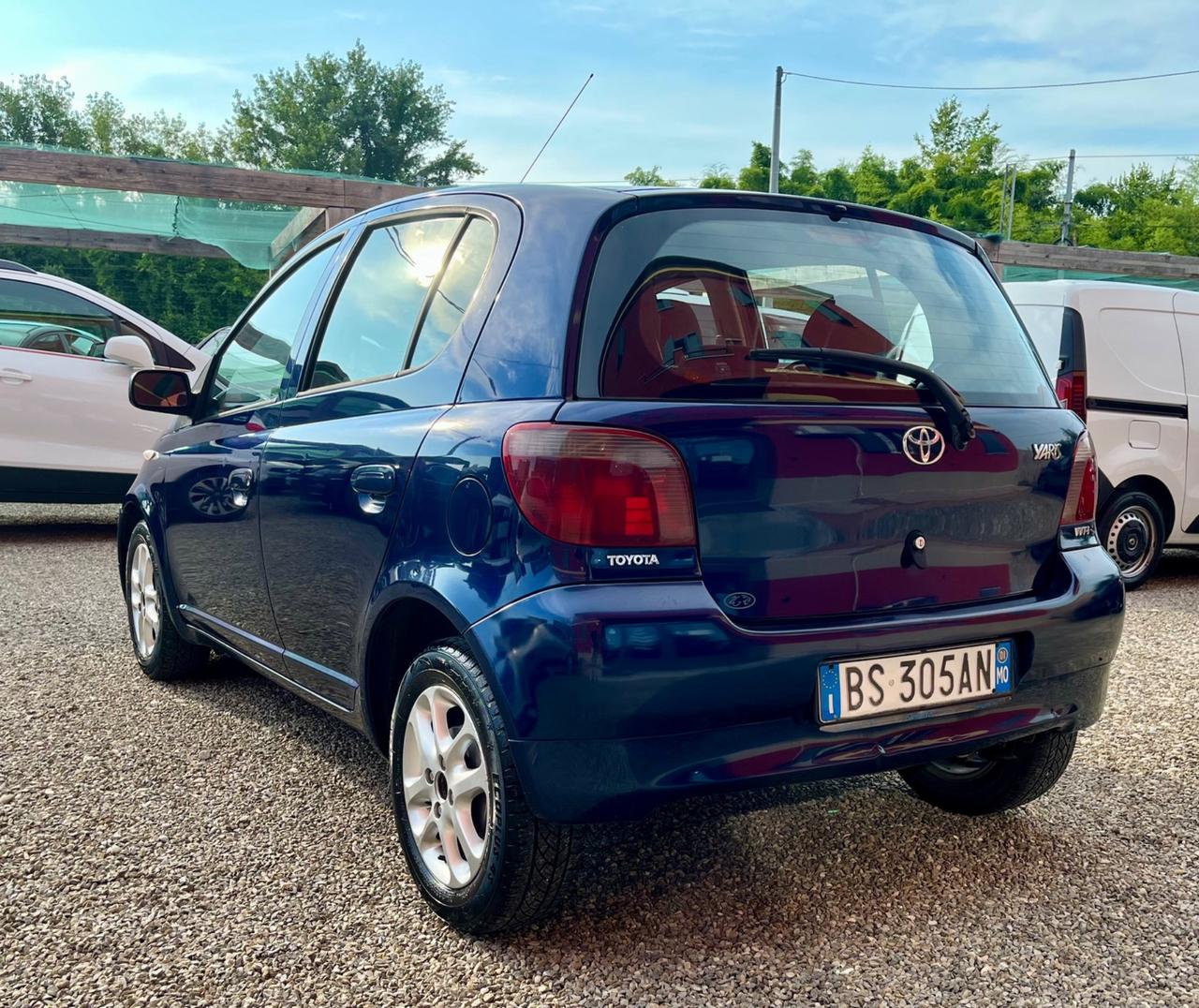 Toyota Yaris 1.3i 16v benzina con CAMBIO AUTOMATICO!