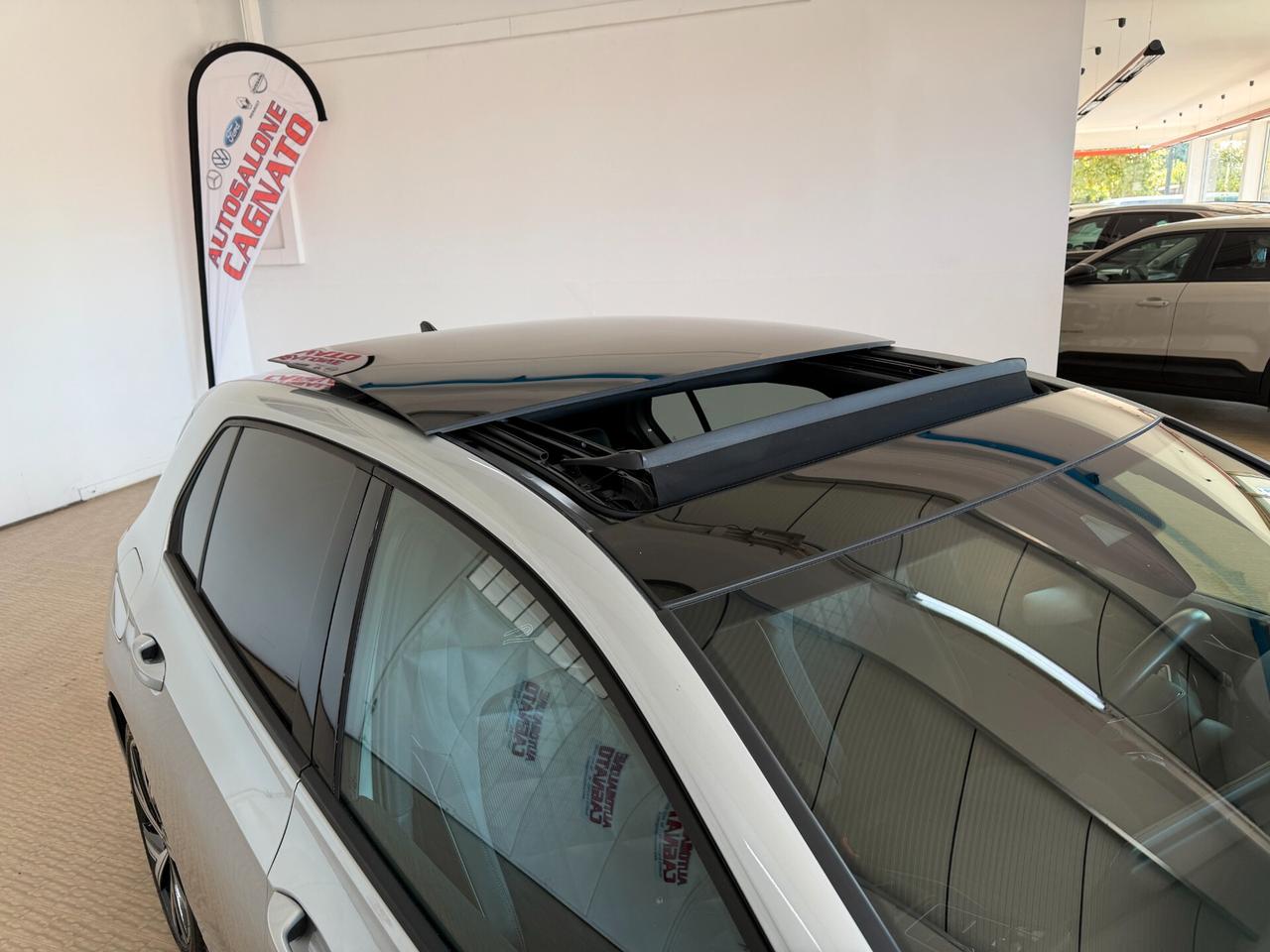 Volkswagen Golf 2.0 TDI 150 CV DSG SCR R-Line
