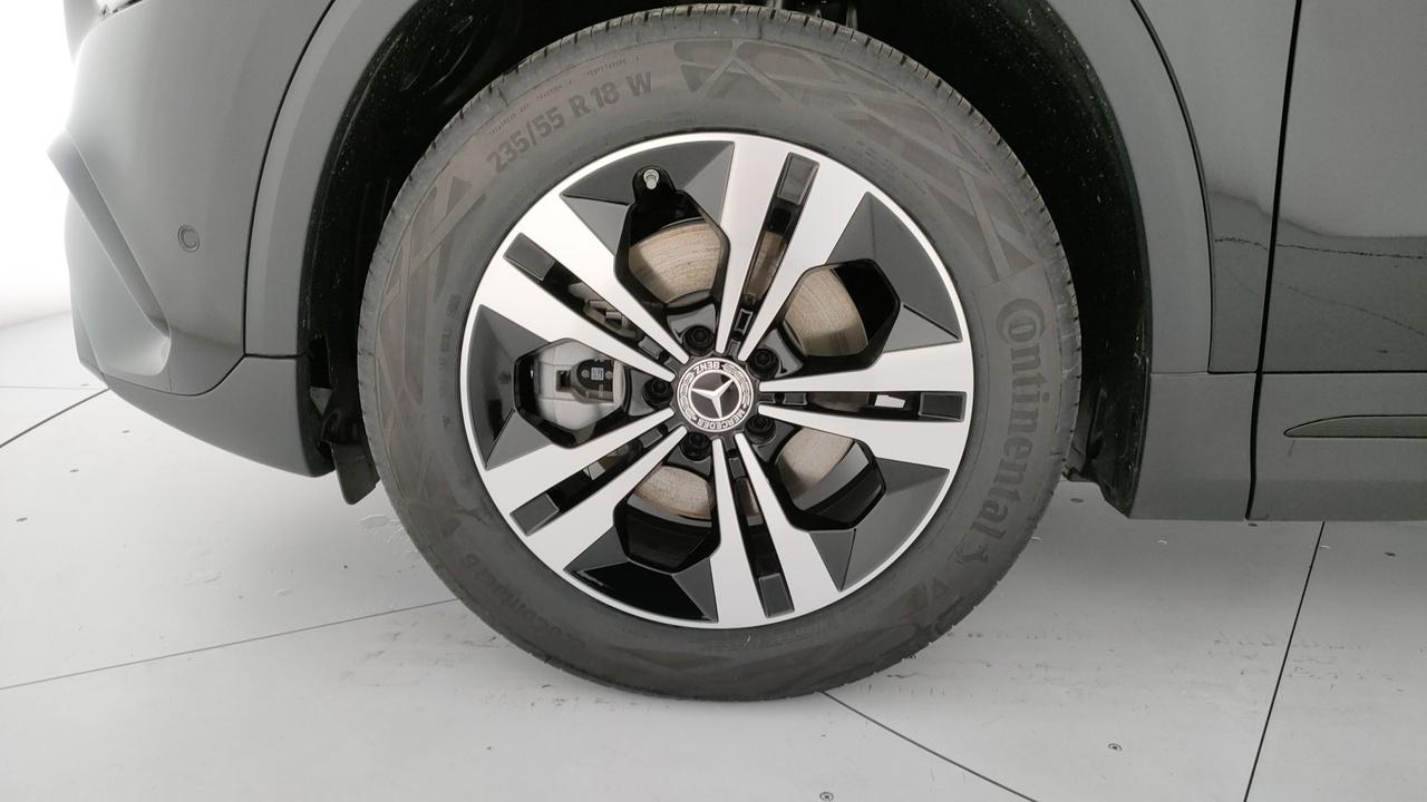 Mercedes-Benz GLA 200 d automatic